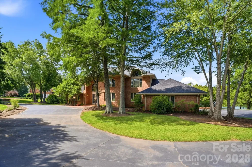 108 Wyndham Cove Cherryville NC 28021