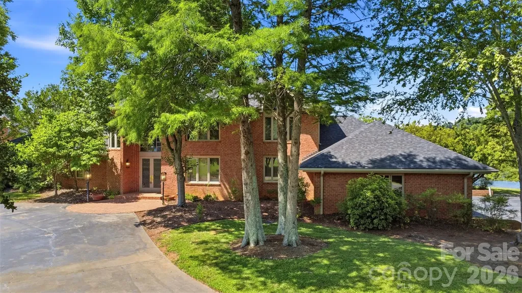 108 Wyndham Cove Cherryville NC 28021