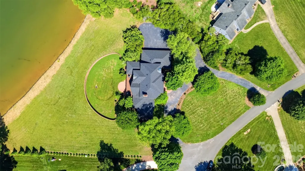 108 Wyndham Cove Cherryville NC 28021
