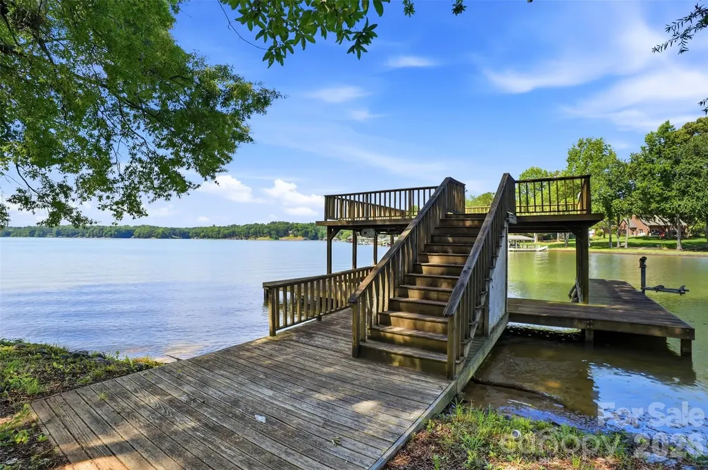 108 Wyndham Cove Cherryville NC 28021
