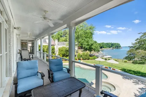 19300 Mary Ardrey Circle Cornelius NC 28031
