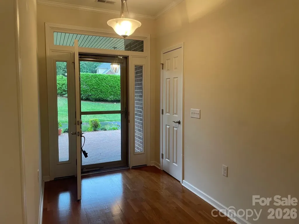 473 26th Avenue NE Hickory NC 28601