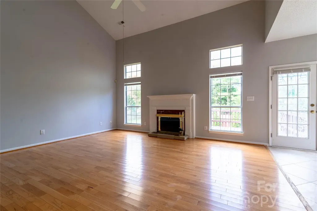 6138 Garamond Court Charlotte NC 28270