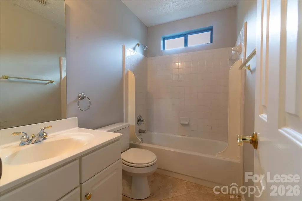 6138 Garamond Court Charlotte NC 28270