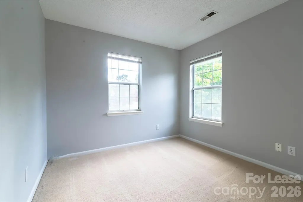 6138 Garamond Court Charlotte NC 28270