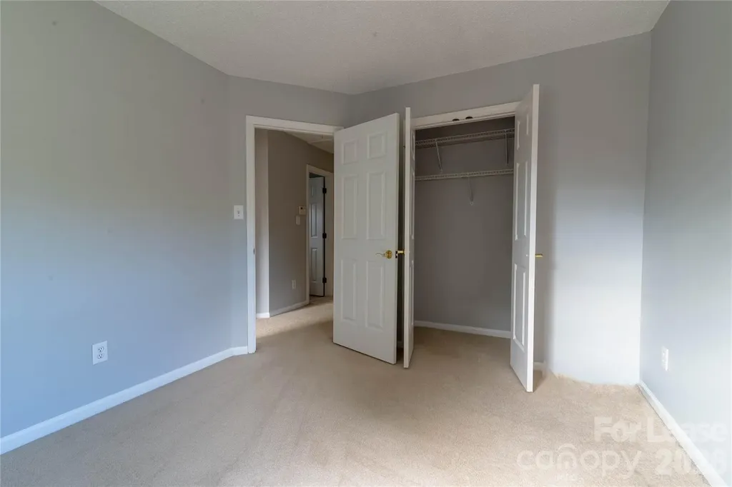 6138 Garamond Court Charlotte NC 28270