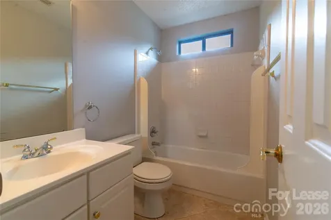 6138 Garamond Court Charlotte NC 28270