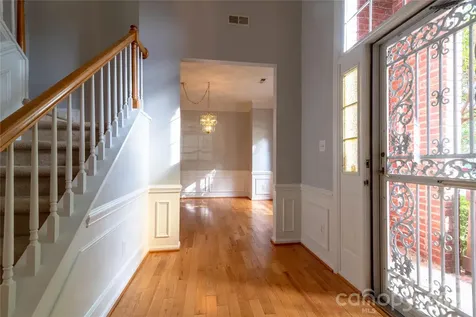 6138 Garamond Court Charlotte NC 28270