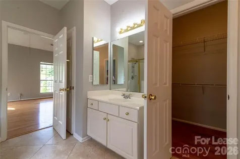 6138 Garamond Court Charlotte NC 28270