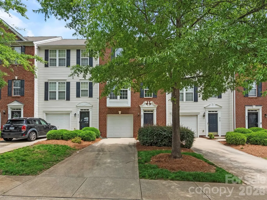 980 Tiger Lane Charlotte NC 28262