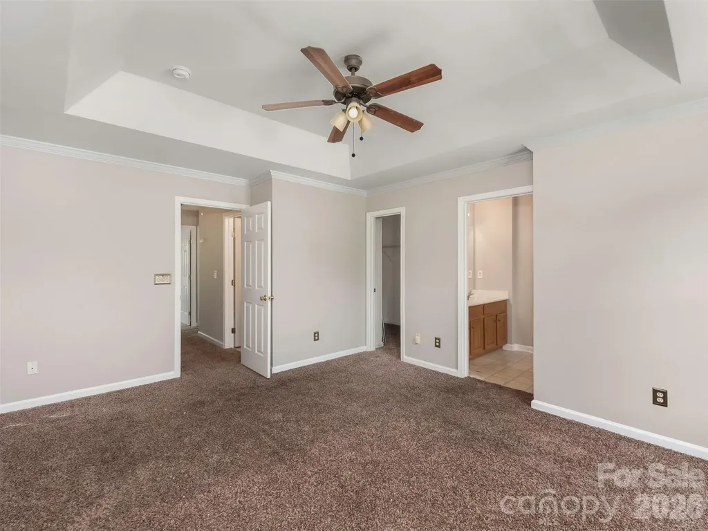 980 Tiger Lane Charlotte NC 28262
