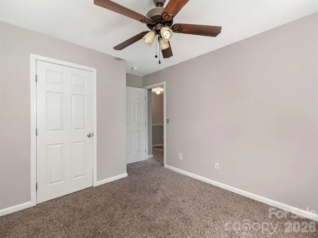 980 Tiger Lane Charlotte NC 28262