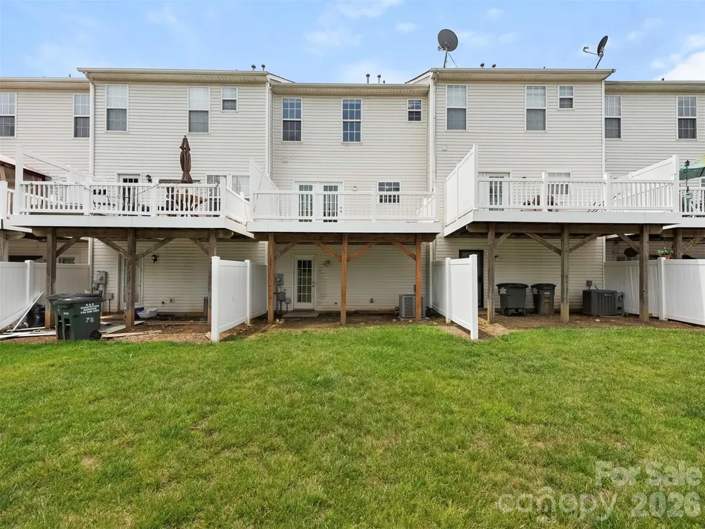 980 Tiger Lane Charlotte NC 28262