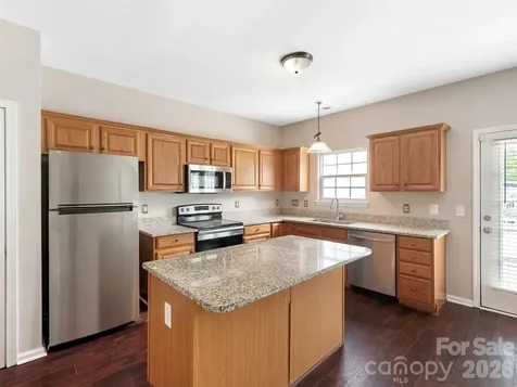 980 Tiger Lane Charlotte NC 28262