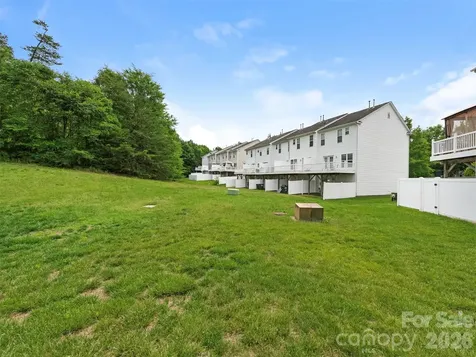 980 Tiger Lane Charlotte NC 28262