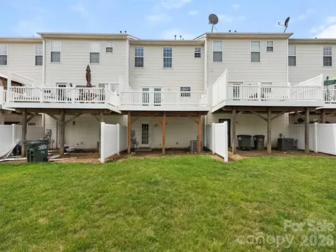 980 Tiger Lane Charlotte NC 28262