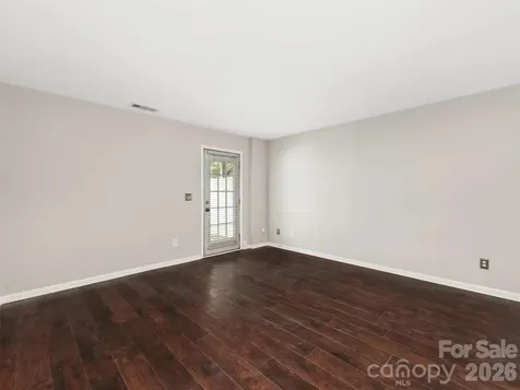980 Tiger Lane Charlotte NC 28262