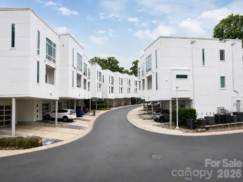 350 Viburnum Way Court Charlotte NC 28208