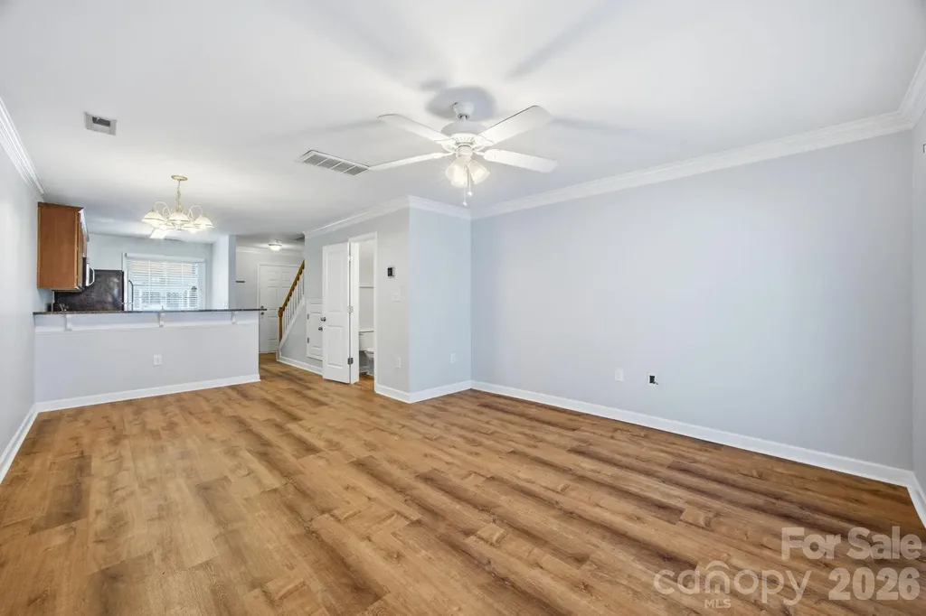 1215 Green Oaks Lane Charlotte NC 28205