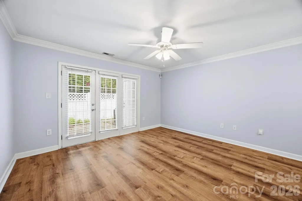 1215 Green Oaks Lane Charlotte NC 28205