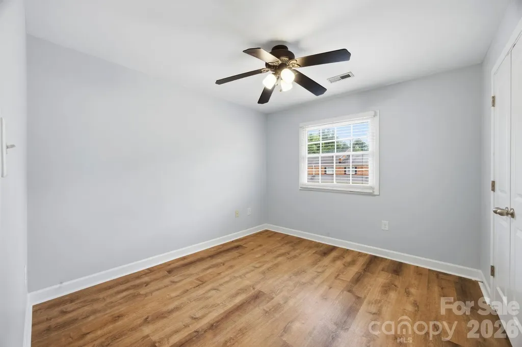 1215 Green Oaks Lane Charlotte NC 28205