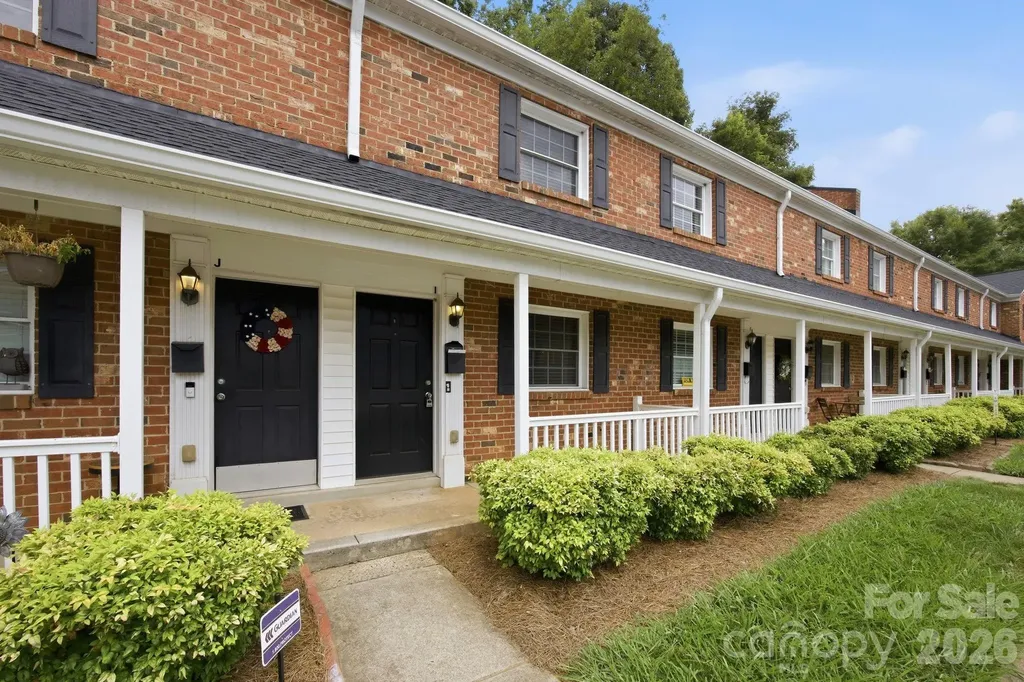 1215 Green Oaks Lane Charlotte NC 28205