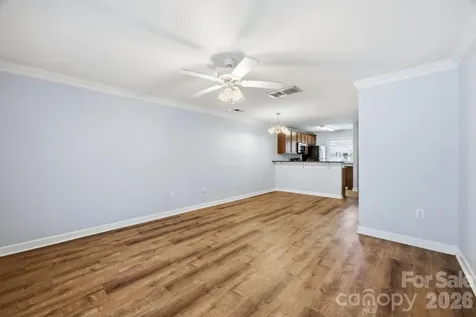 1215 Green Oaks Lane Charlotte NC 28205