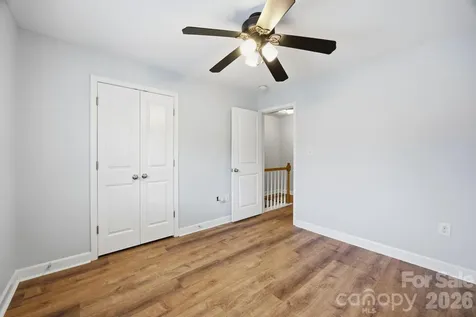 1215 Green Oaks Lane Charlotte NC 28205