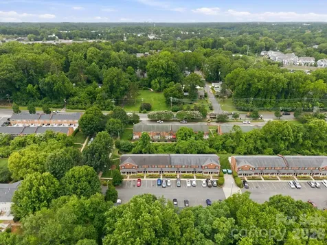 1215 Green Oaks Lane Charlotte NC 28205