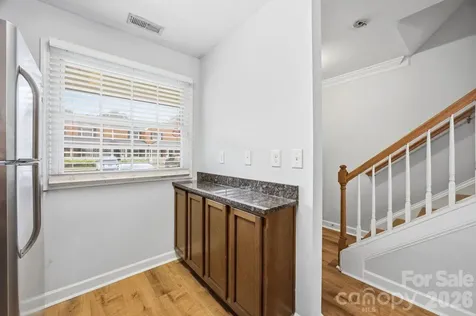1215 Green Oaks Lane Charlotte NC 28205