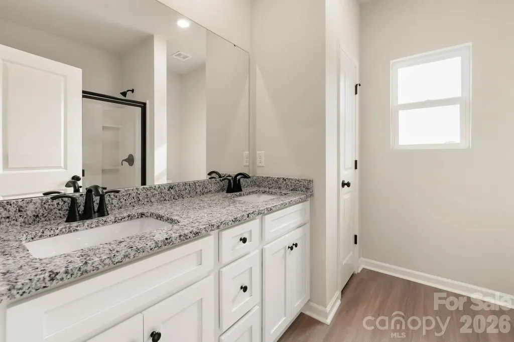 3434 Robindale Drive Winston Salem NC 27107