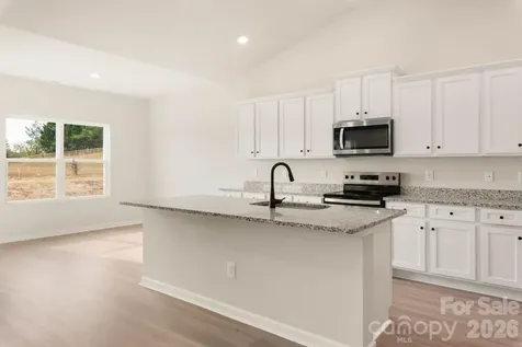 3434 Robindale Drive Winston Salem NC 27107