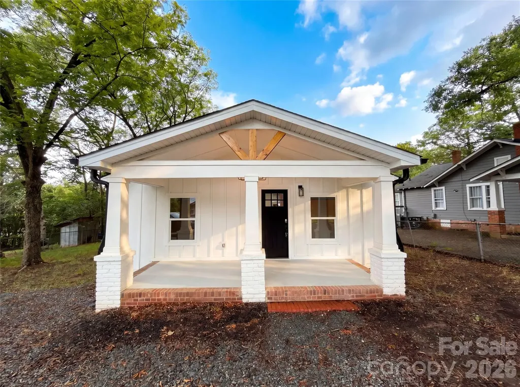 1013 Elm Street Monroe NC 28112