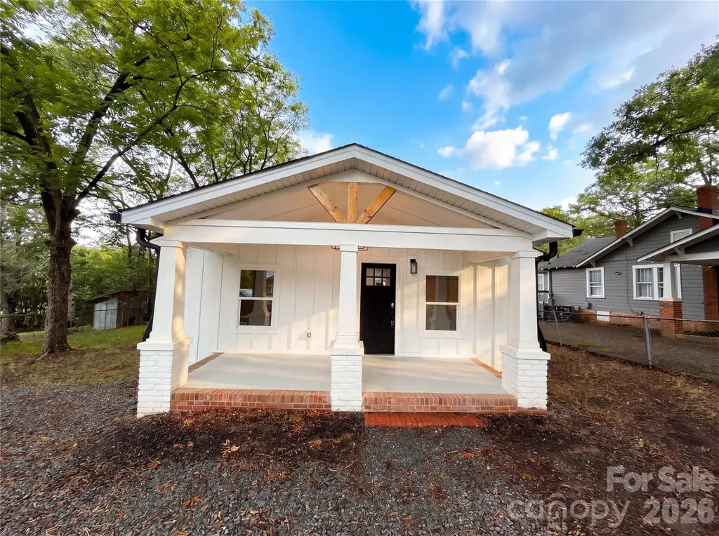 1013 Elm Street Monroe NC 28112