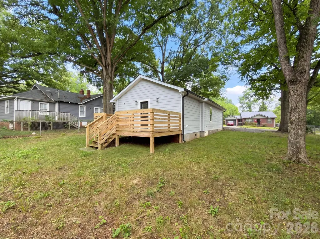 1013 Elm Street Monroe NC 28112