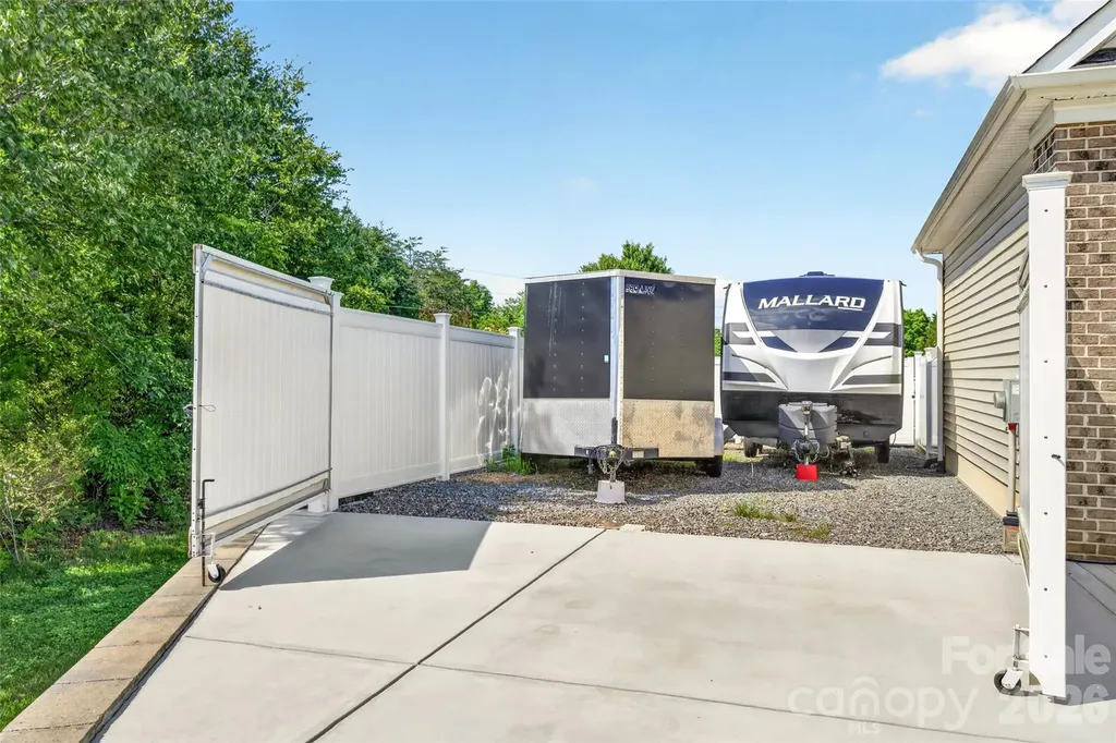 107 Buffalo Creek Drive Statesville NC 28677