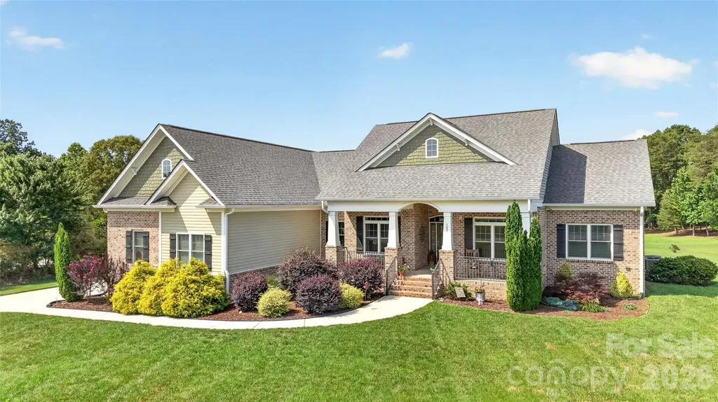 107 Buffalo Creek Drive Statesville NC 28677