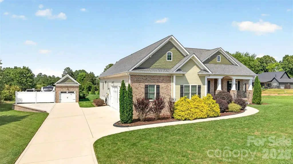 107 Buffalo Creek Drive Statesville NC 28677