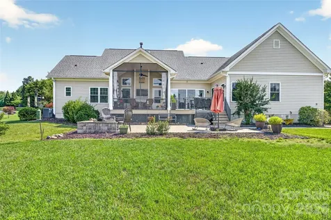 107 Buffalo Creek Drive Statesville NC 28677