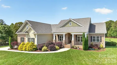 107 Buffalo Creek Drive Statesville NC 28677