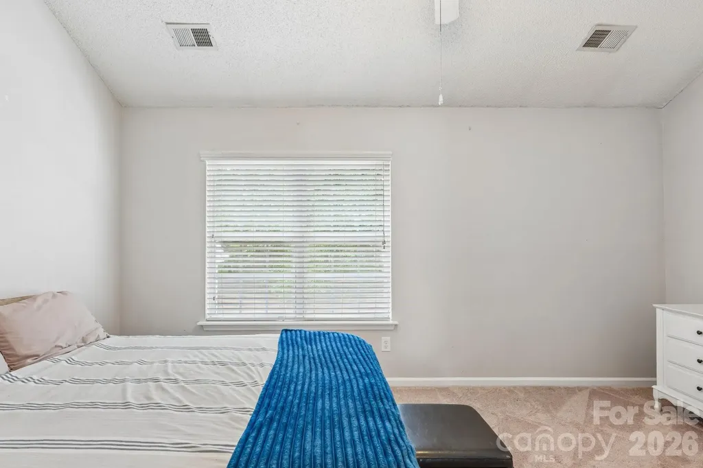 8406 Southgate Commons Drive Charlotte NC 28277