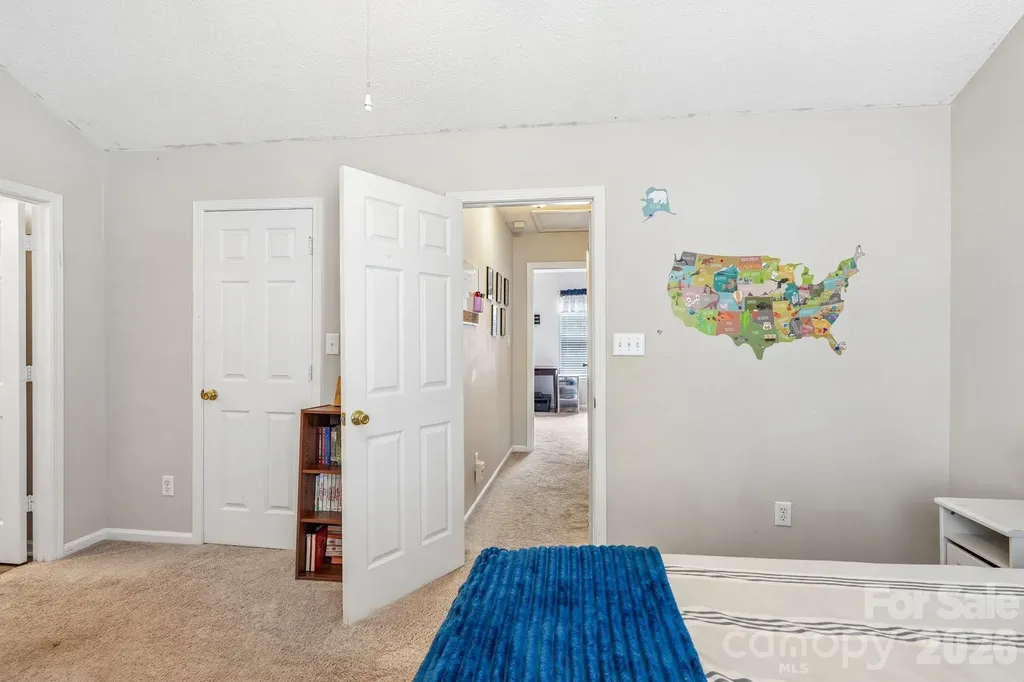 8406 Southgate Commons Drive Charlotte NC 28277