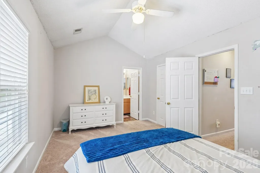 8406 Southgate Commons Drive Charlotte NC 28277
