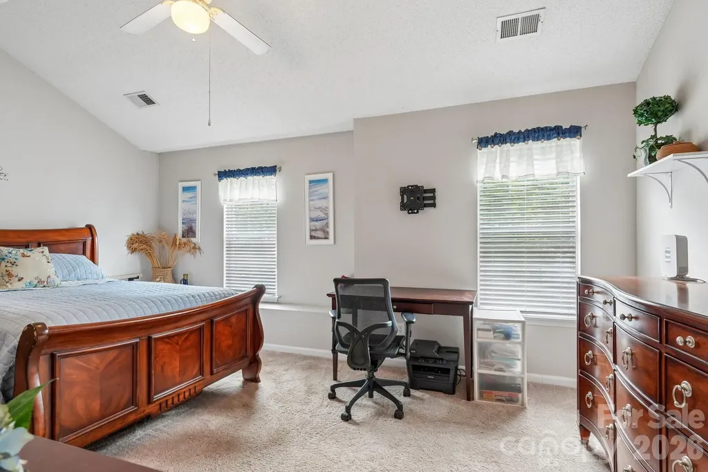8406 Southgate Commons Drive Charlotte NC 28277