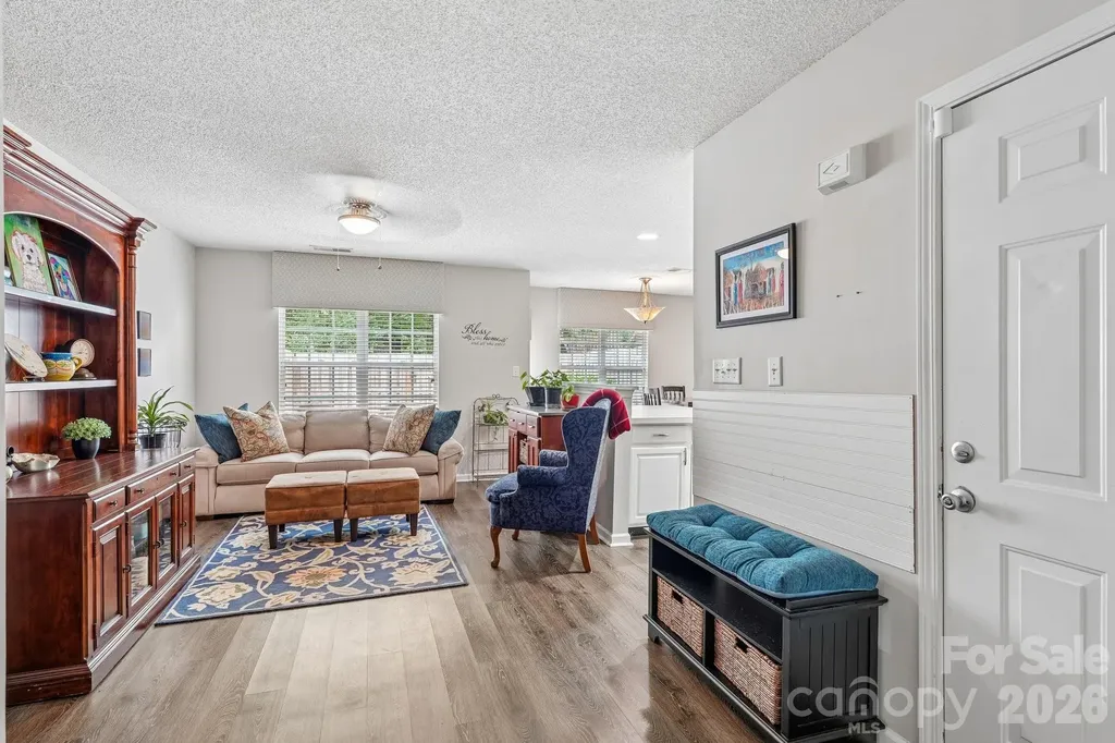 8406 Southgate Commons Drive Charlotte NC 28277