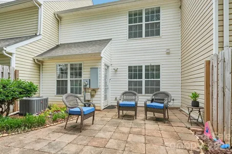 8406 Southgate Commons Drive Charlotte NC 28277
