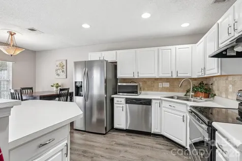8406 Southgate Commons Drive Charlotte NC 28277