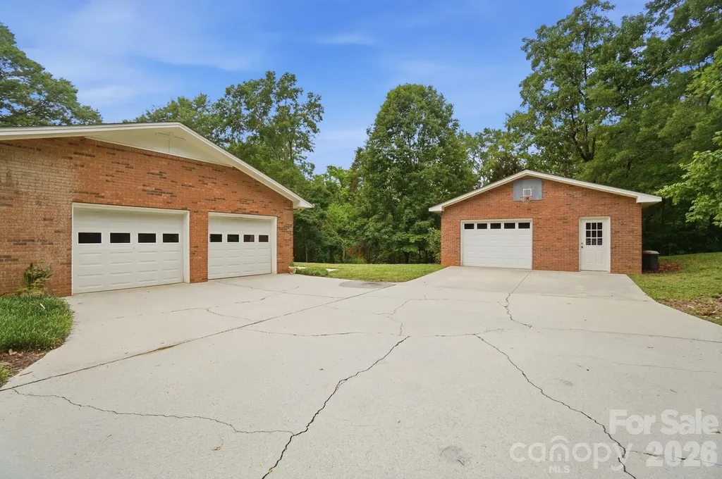 201 Hickory Hill Lane Stanley NC 28164