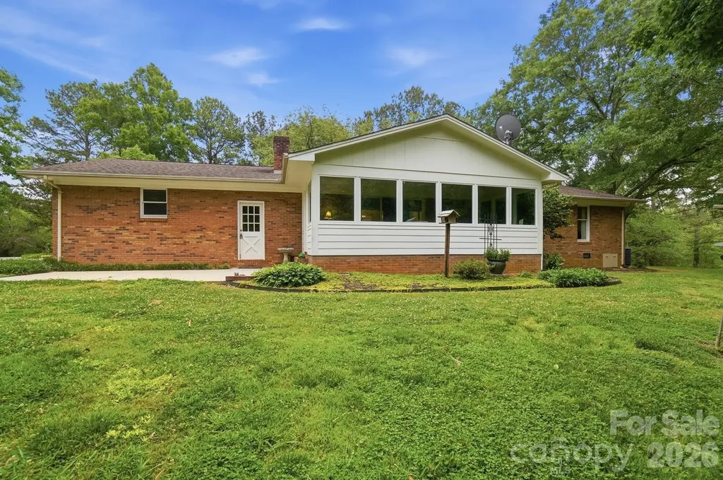 201 Hickory Hill Lane Stanley NC 28164