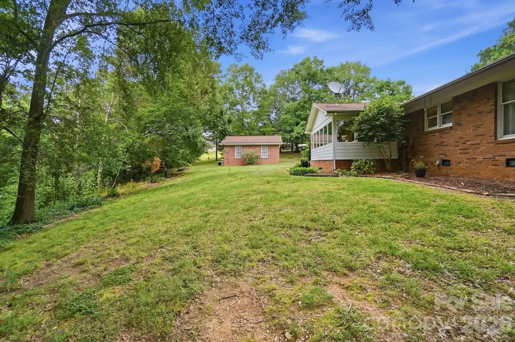 201 Hickory Hill Lane Stanley NC 28164